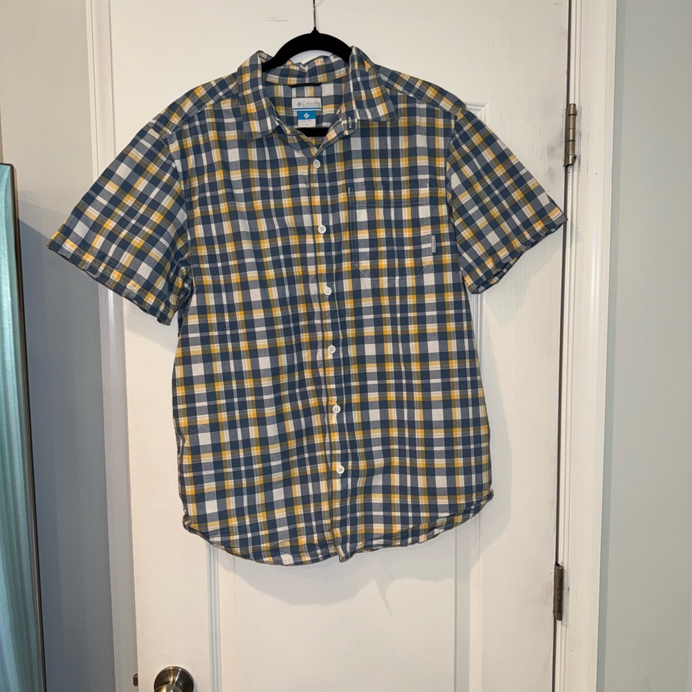 Columbia Casual Button Down Shirt in Blue and Yellow